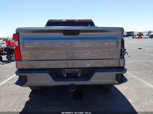 Chevrolet Silverado 1500 4wd  Short Bed Custom