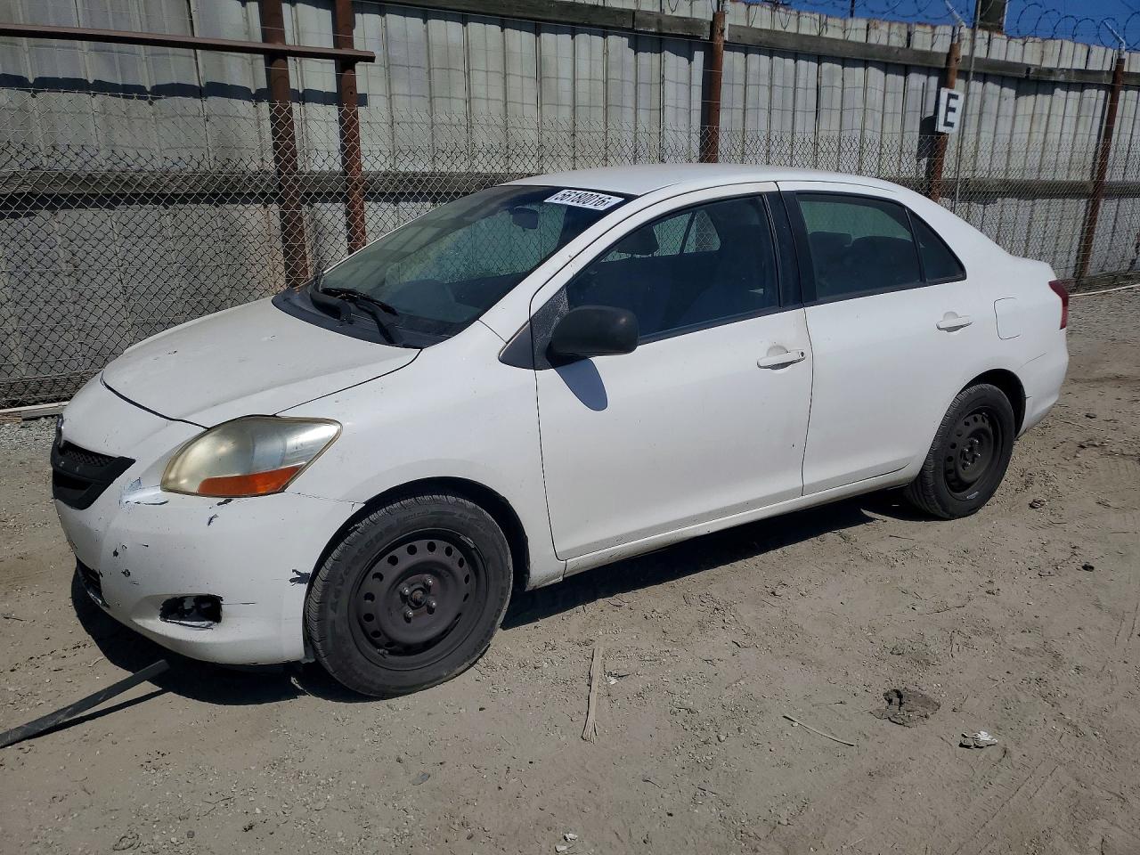 Salvage Toyota Yaris Image
