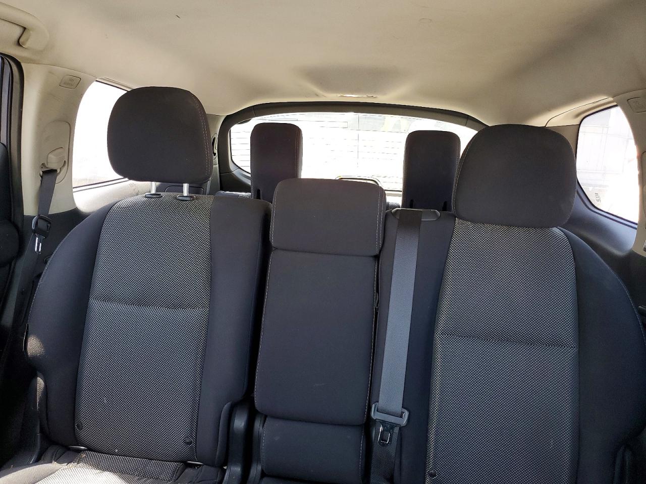 Nissan Pathfinder S