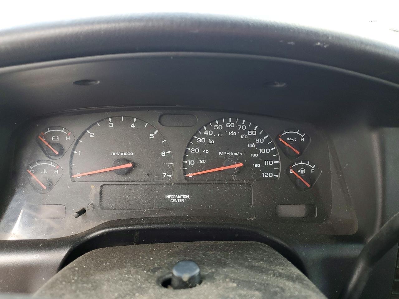 Dodge Dakota Base
