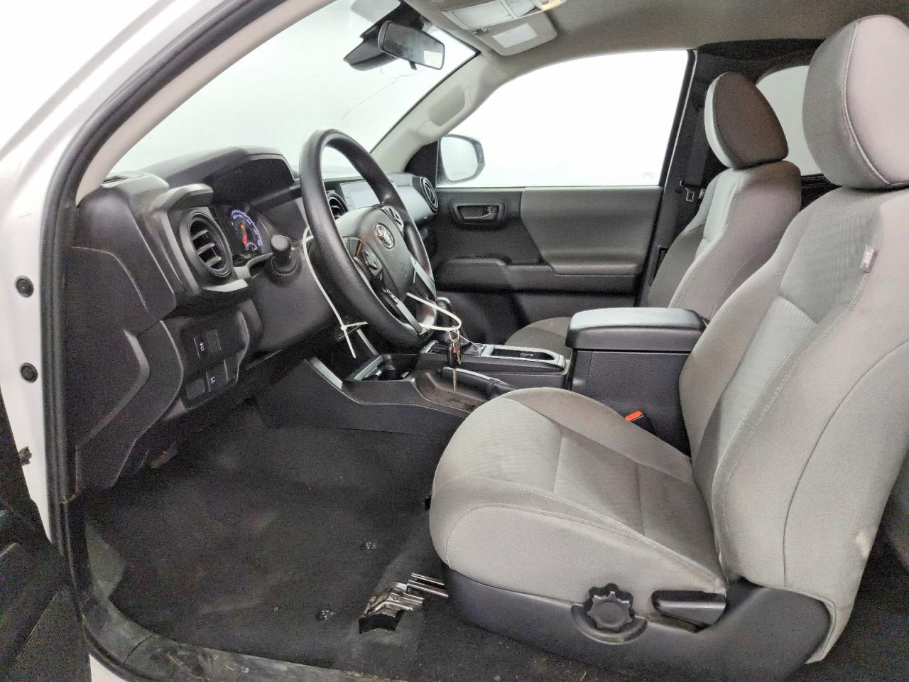 Toyota Tacoma Sr V6