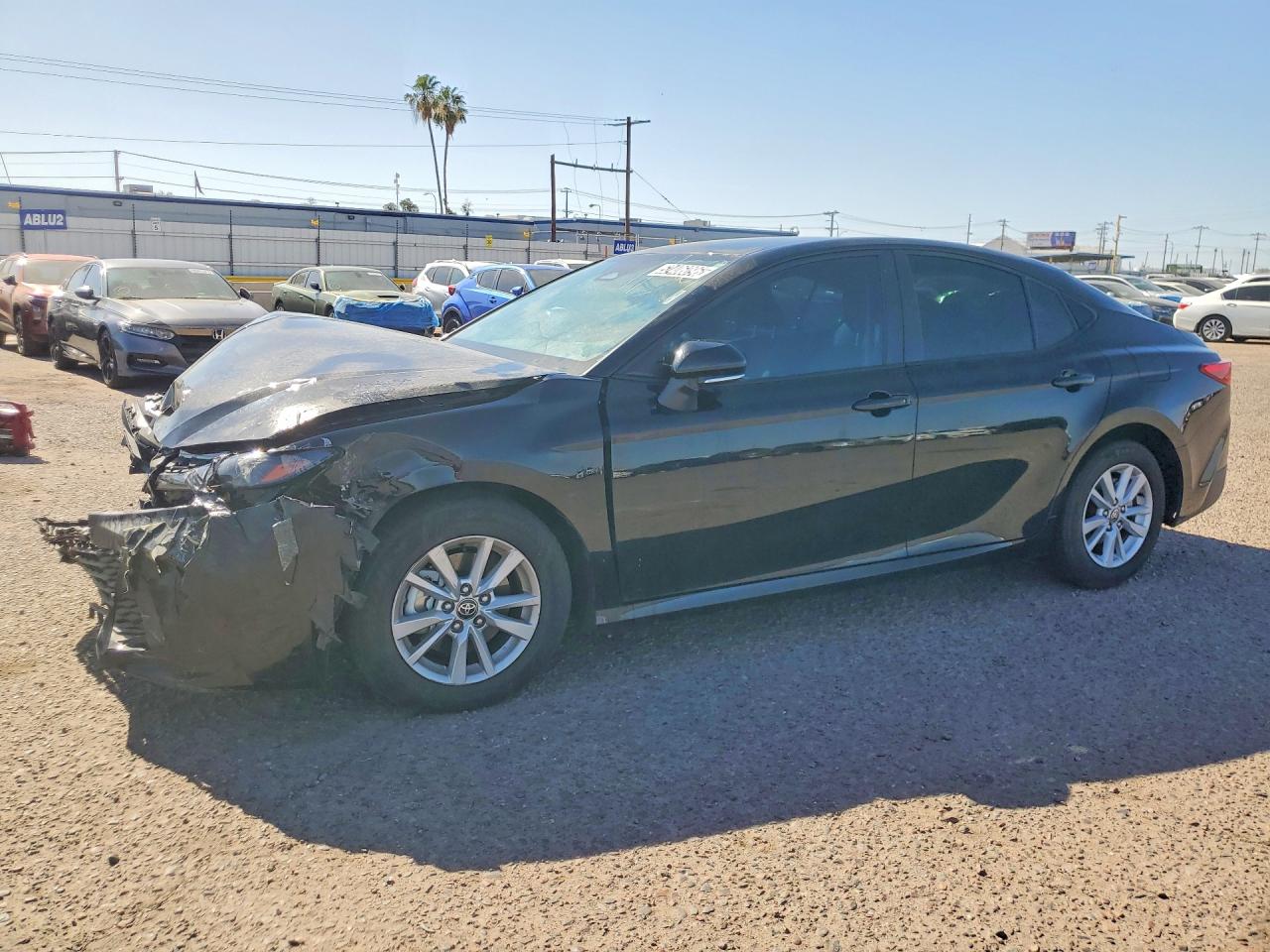 Salvage Toyota Camry Image