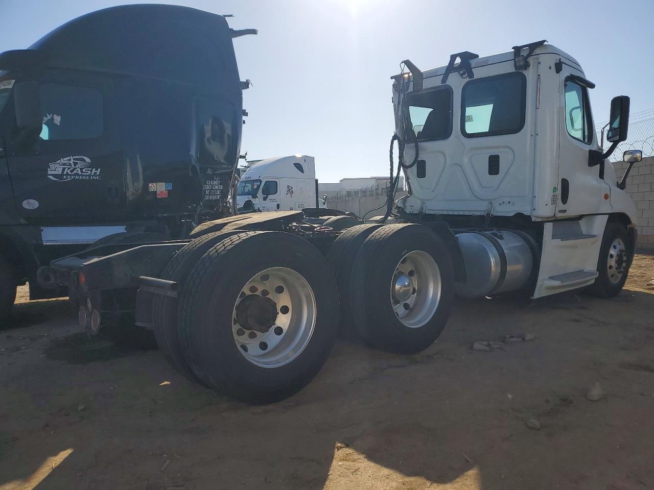 Freightliner Cascadia 125