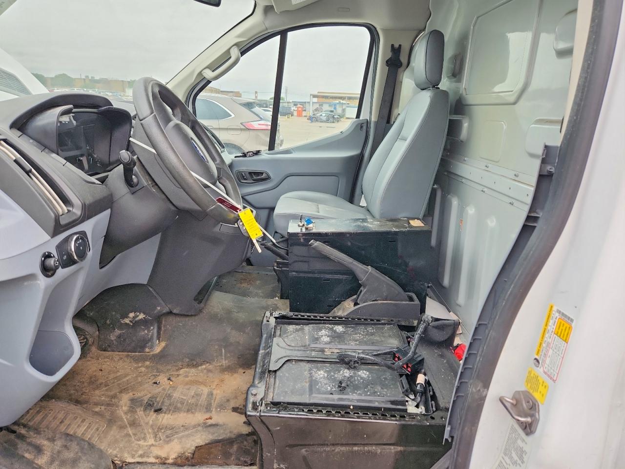 Ford Transit T-150