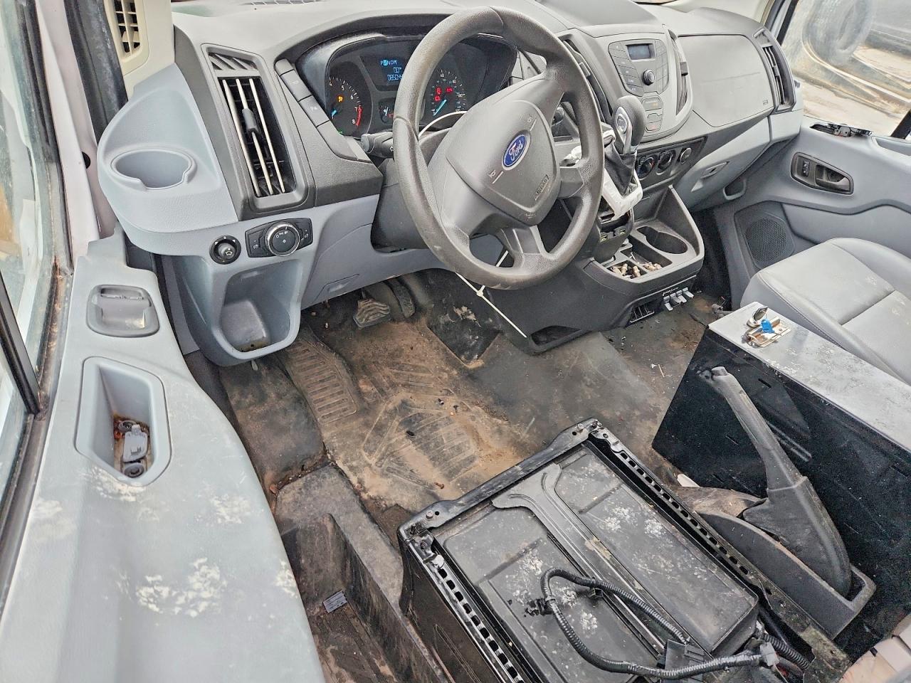 Ford Transit T-150