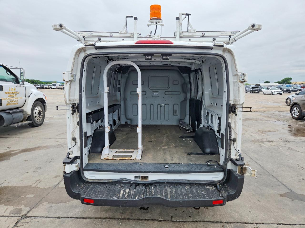 Ford Transit T-150