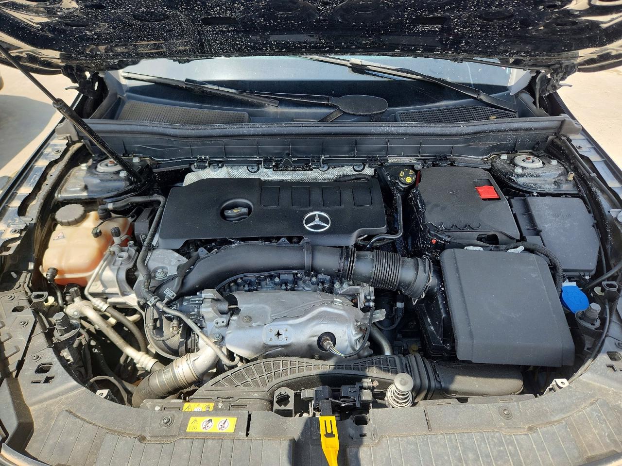 Mercedes-Benz GLB 250