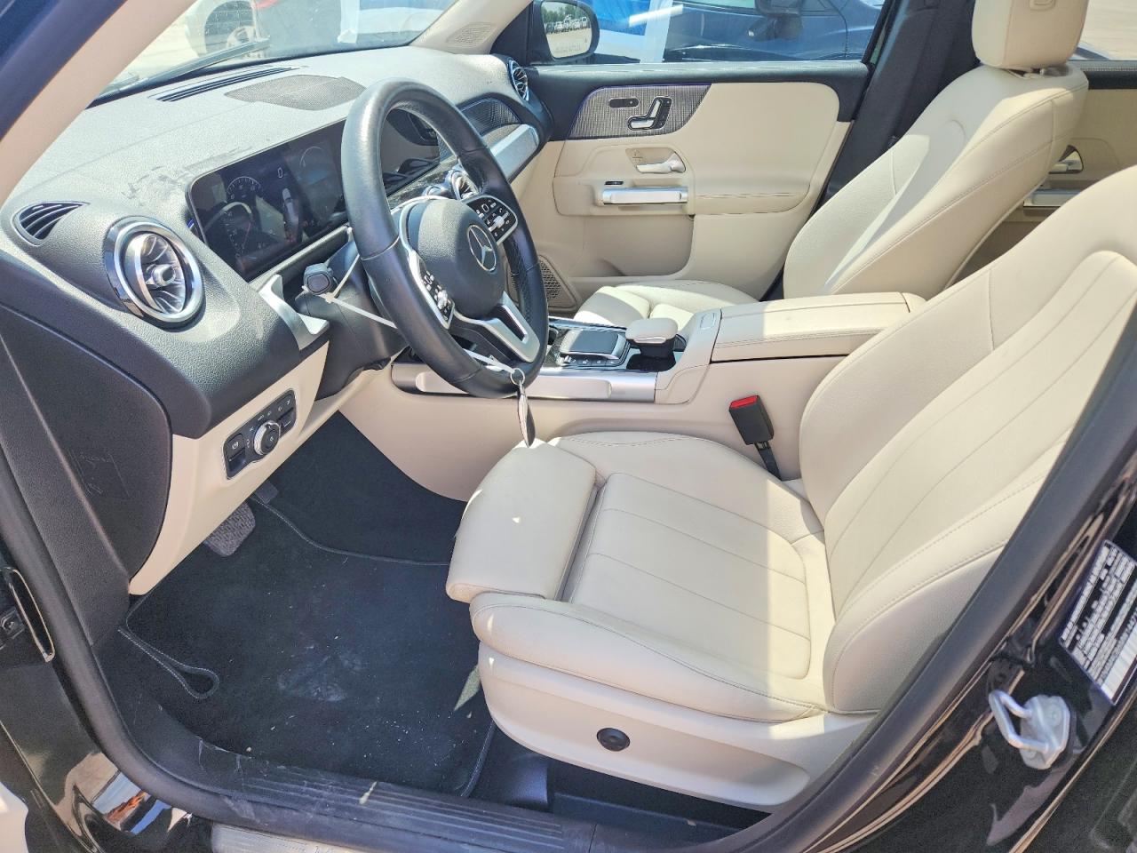 Mercedes-Benz GLB 250