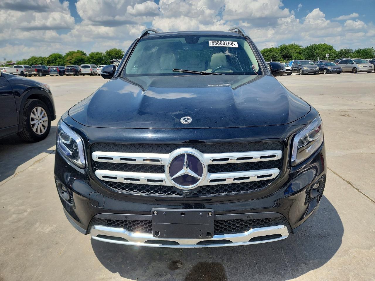 Mercedes-Benz GLB 250