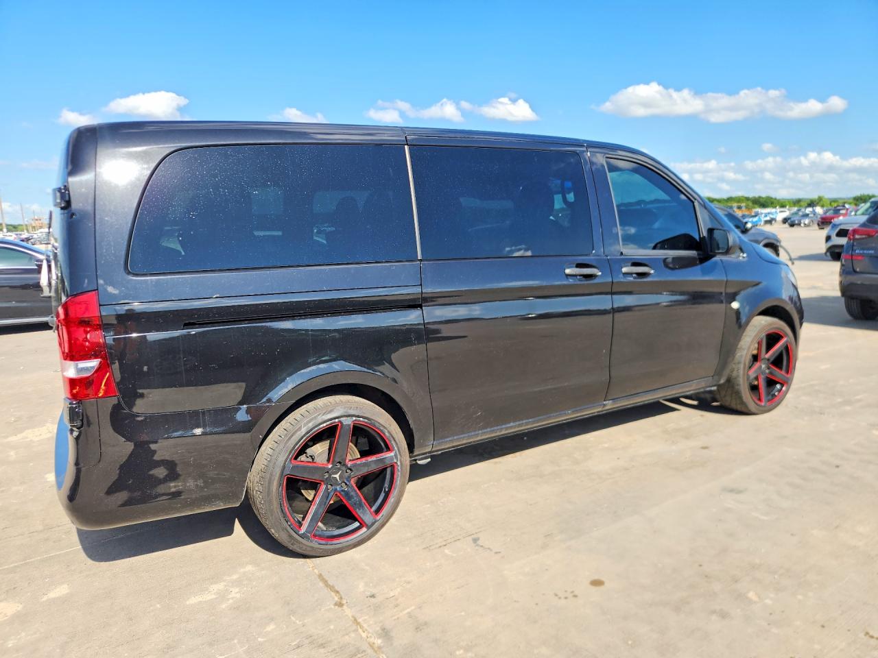 Mercedes-Benz Metris