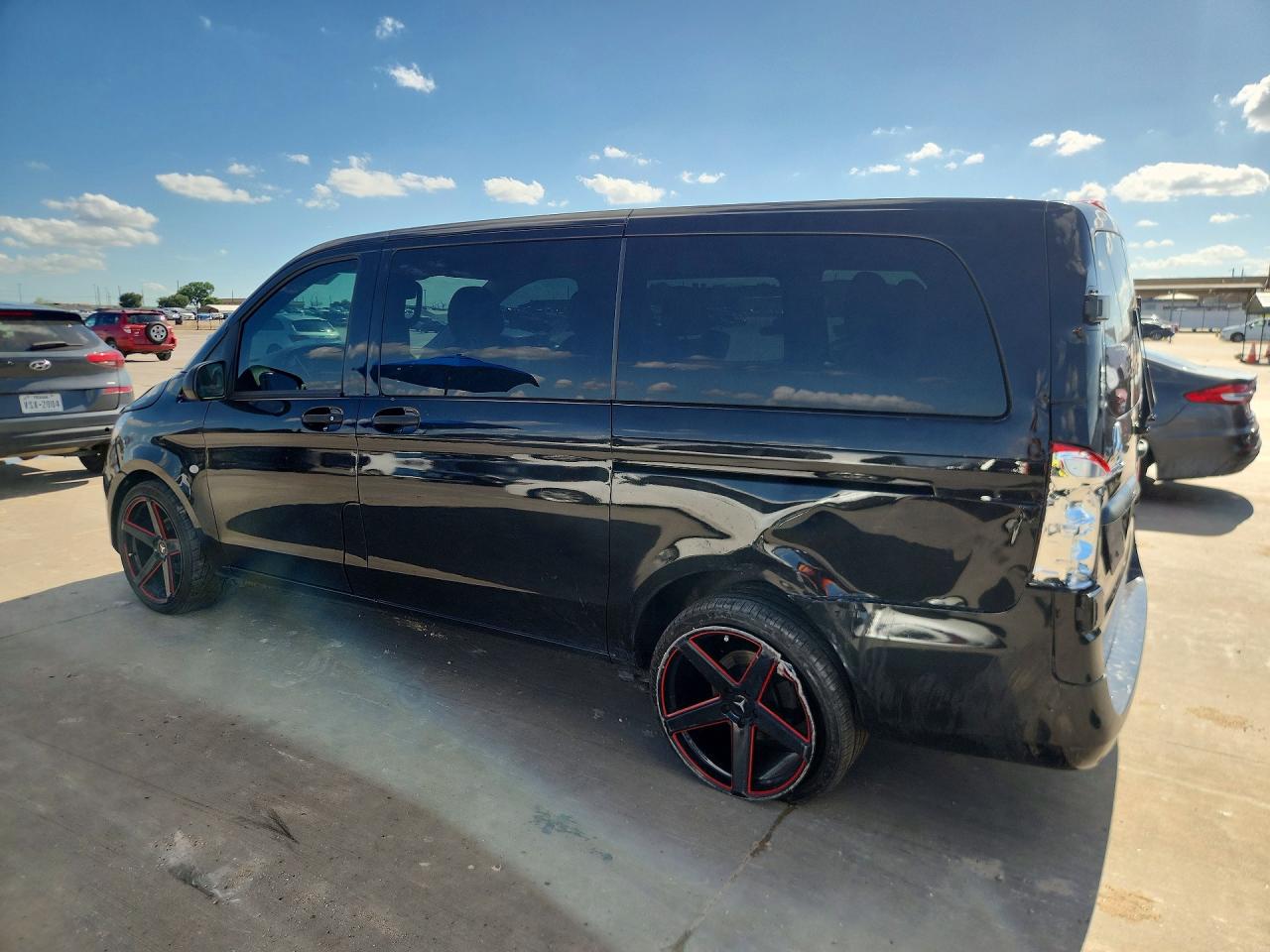 Mercedes-Benz Metris