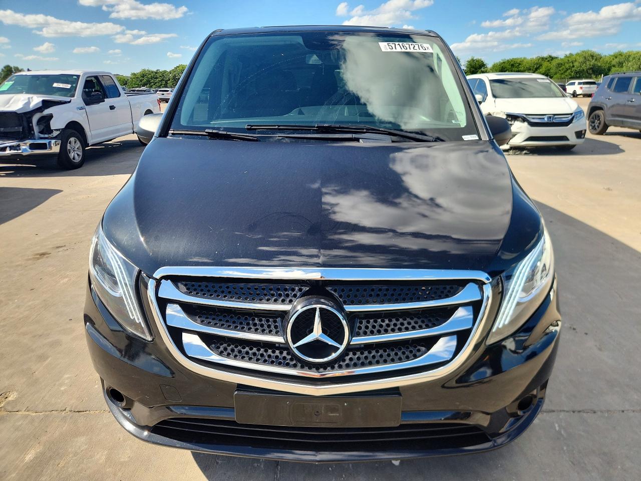 Mercedes-Benz Metris
