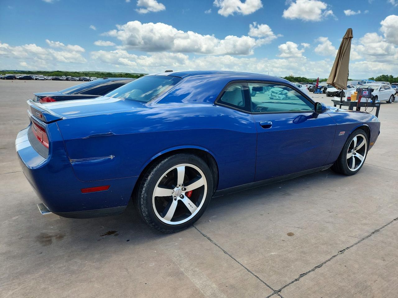 Dodge Challenger Srt-8