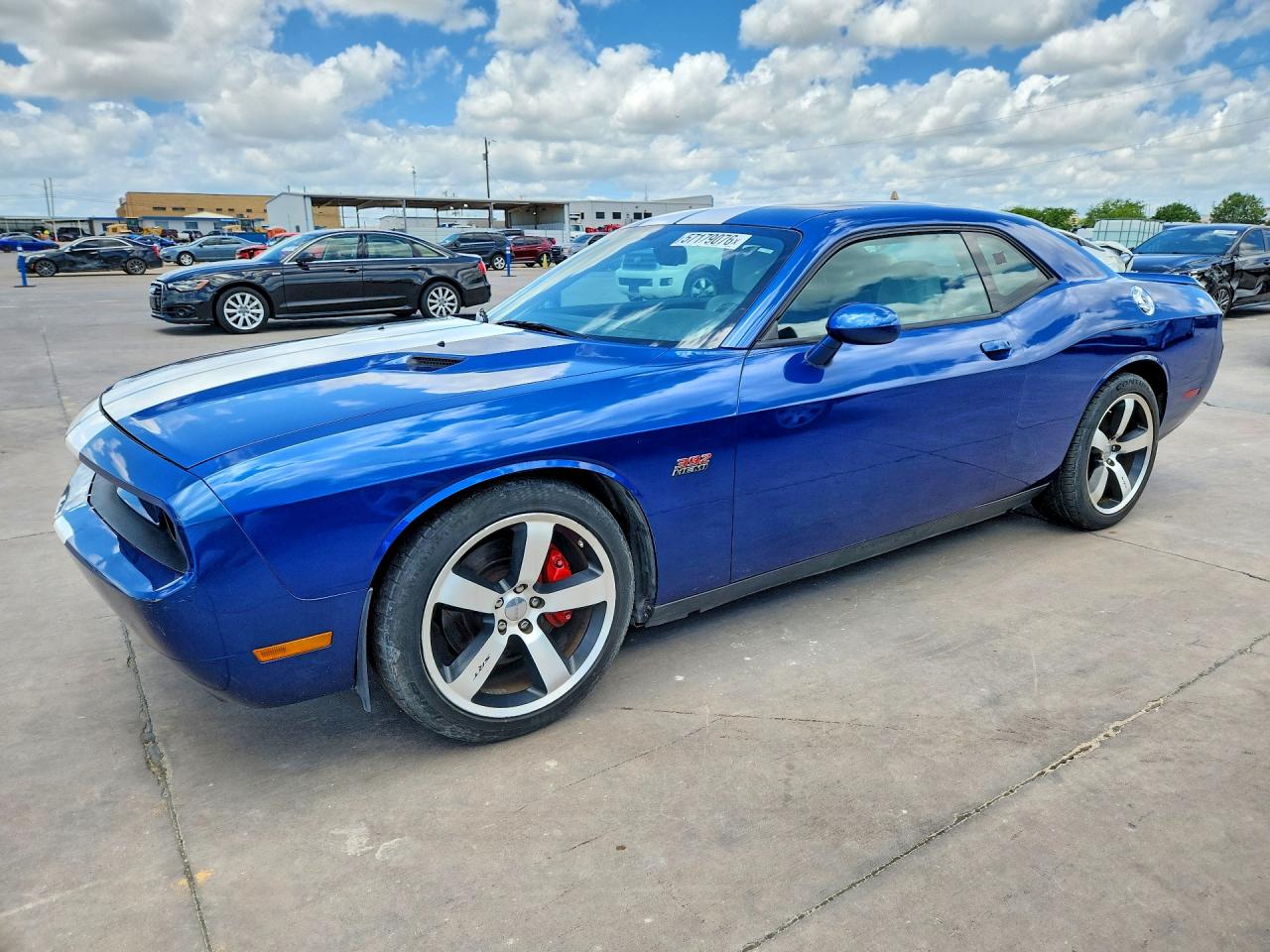 Salvage Dodge Challenger Image