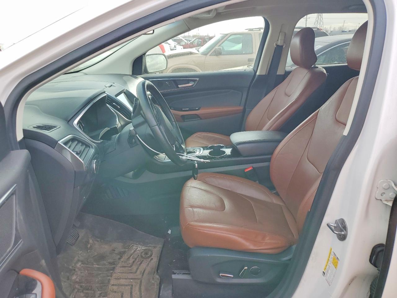 Ford Edge Titanium