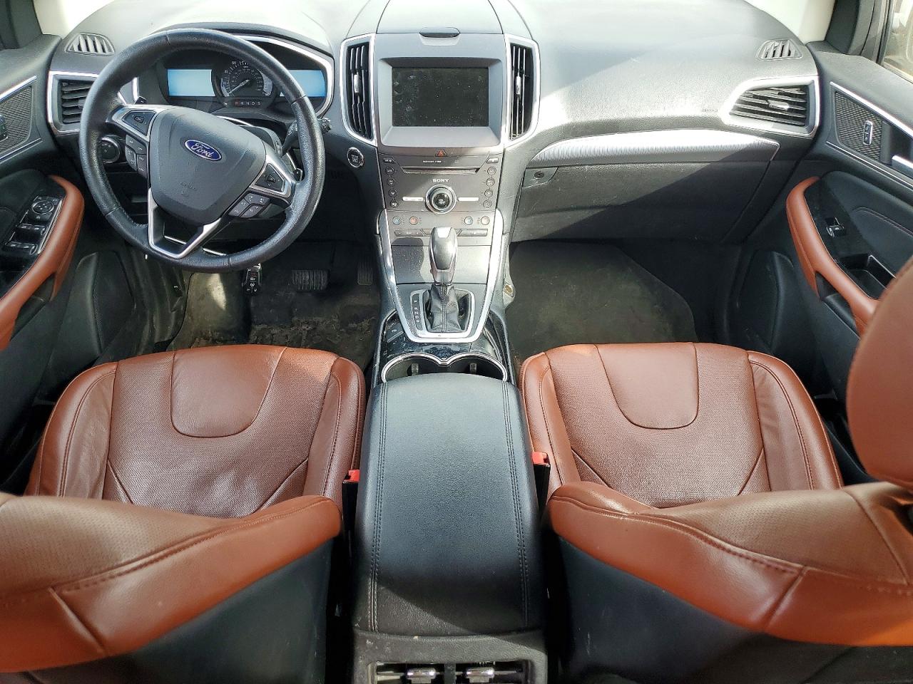 Ford Edge Titanium