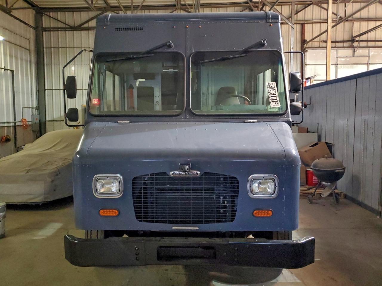 Freightliner Chassis M Line Walk-in Van