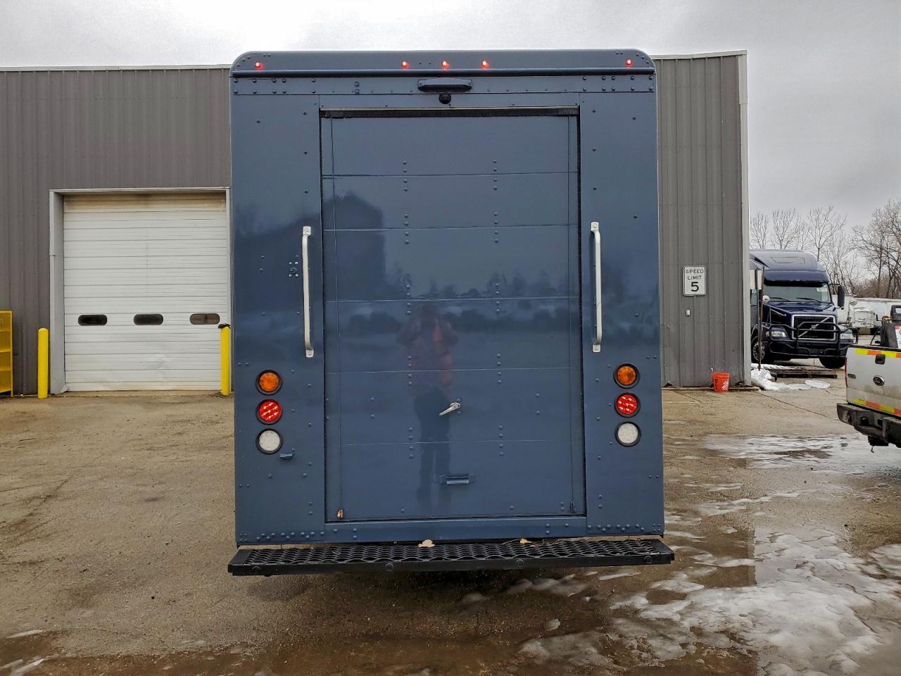 Freightliner Chassis M Line Walk-in Van