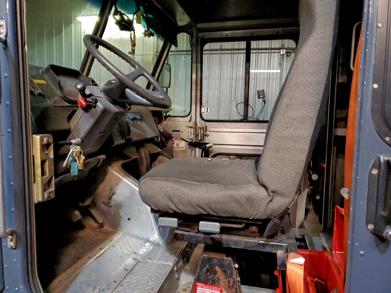 Freightliner Chassis M Line Walk-in Van
