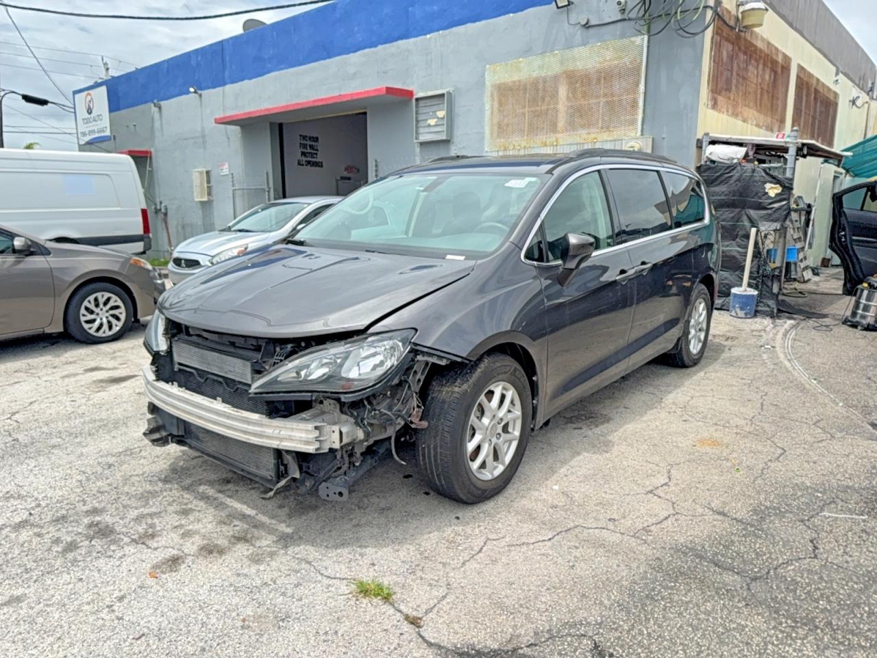 Chrysler Pacifica Lx
