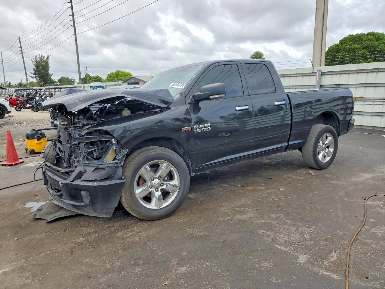Salvage Ram 1500 Image