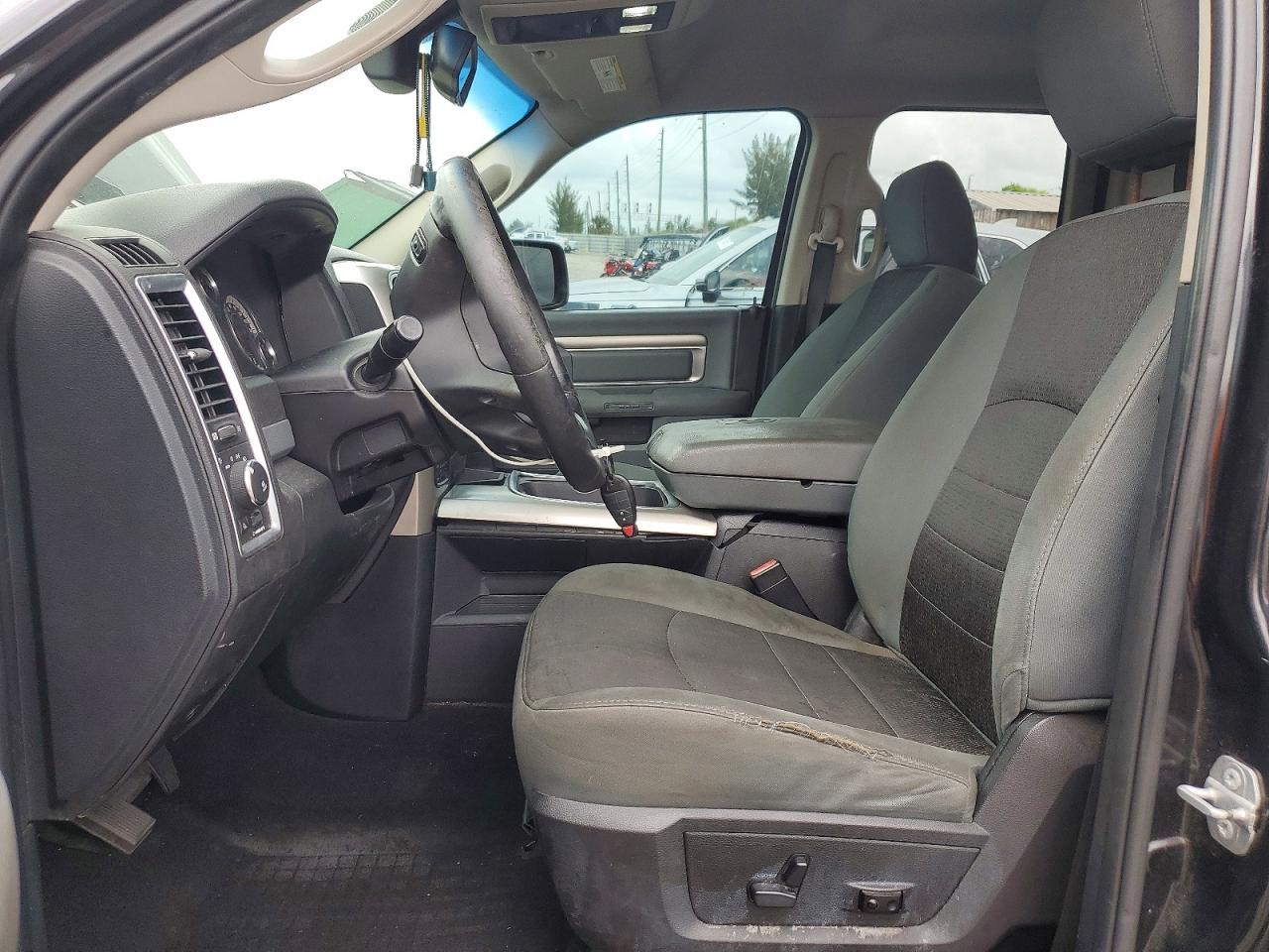 Ram 1500 Slt