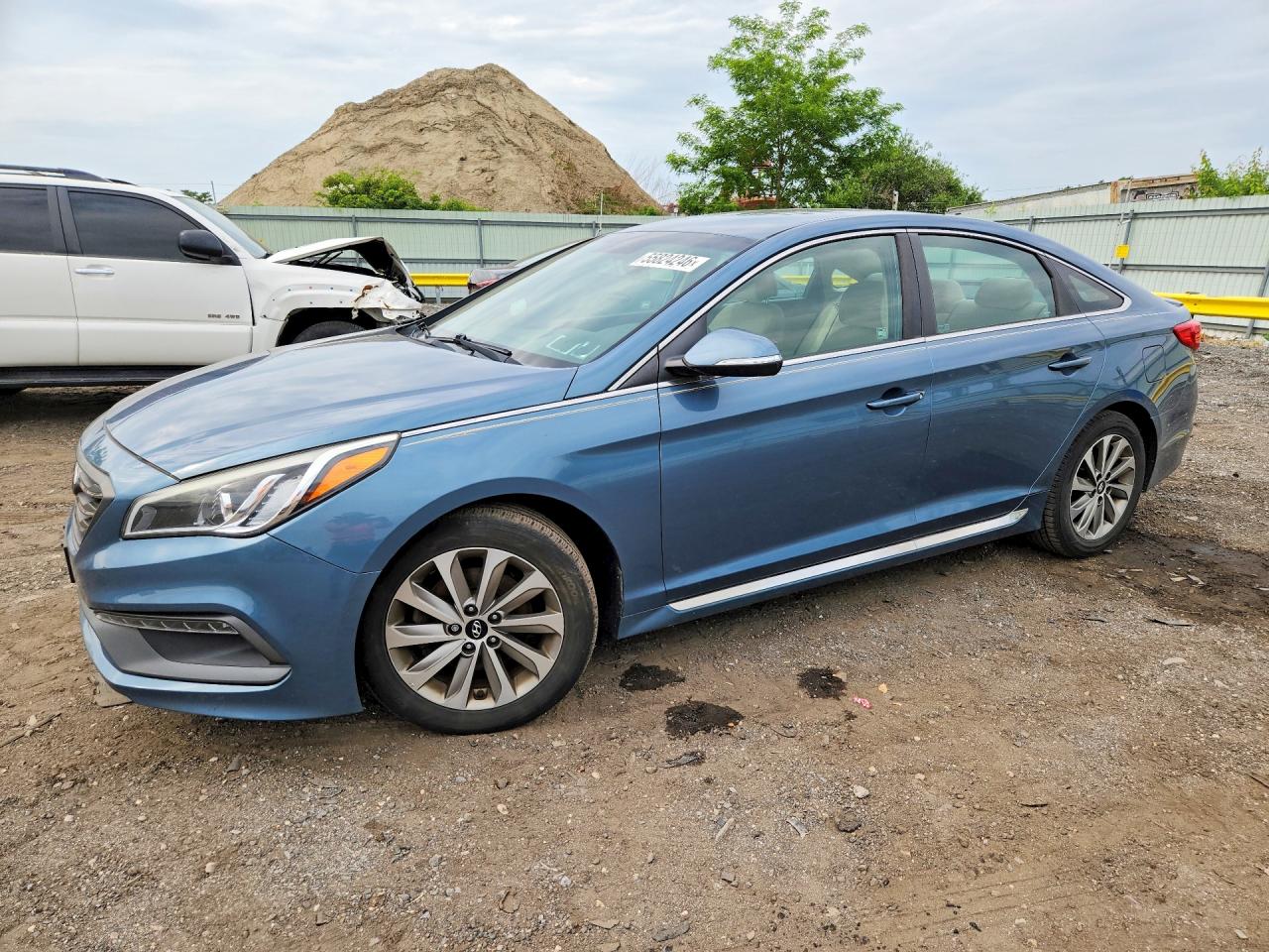 Salvage Hyundai SONATA Image