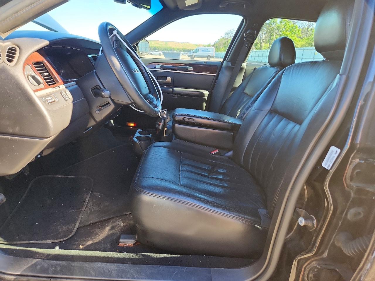 Lincoln Towncar Executive L