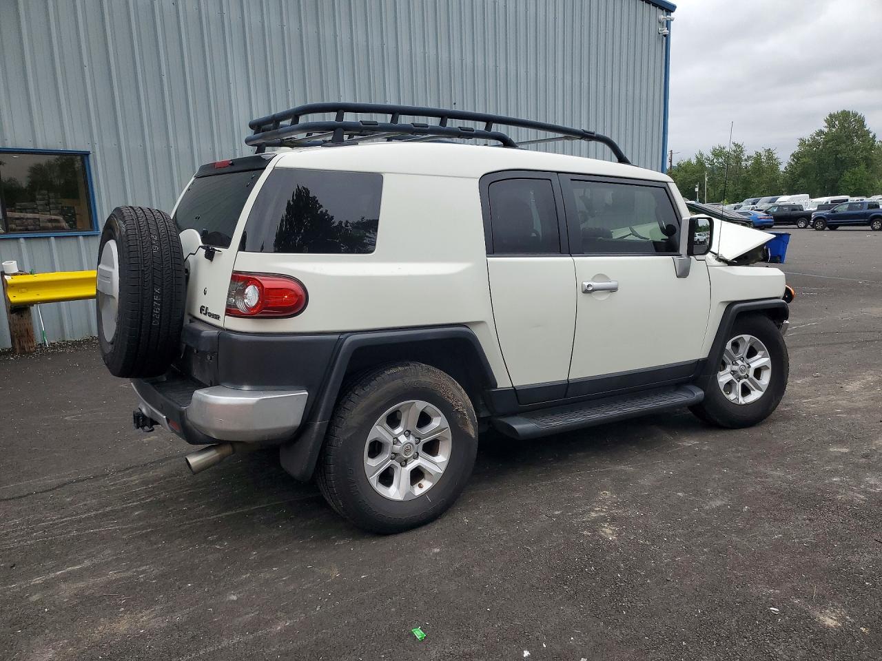 Toyota FJ Cruiser Base
