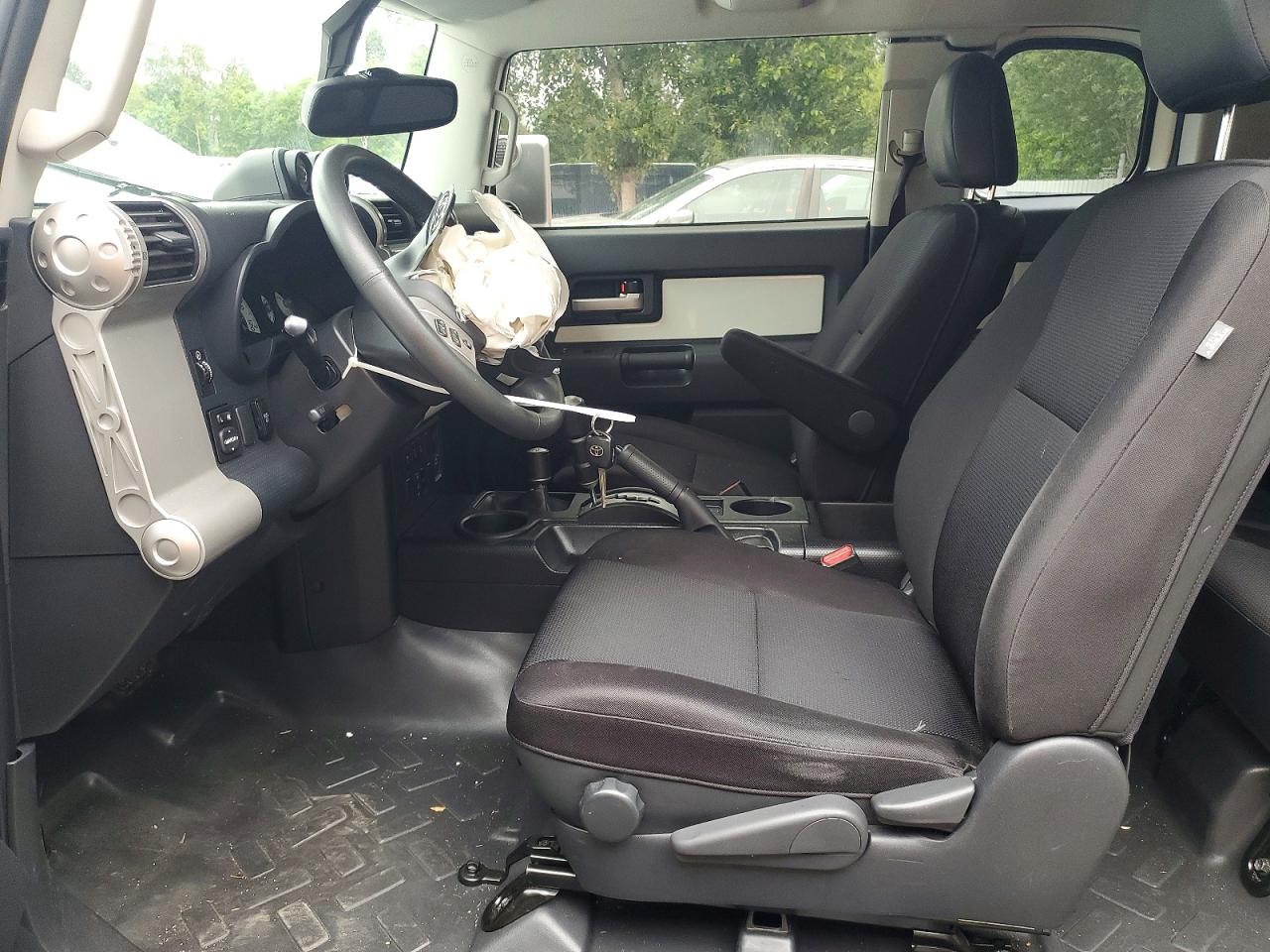 Toyota FJ Cruiser Base