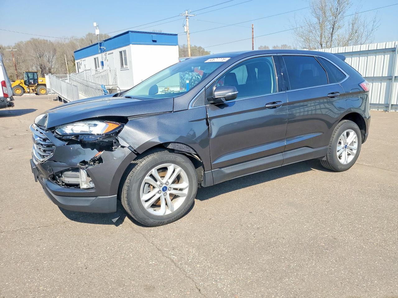 Salvage Ford Edge Image