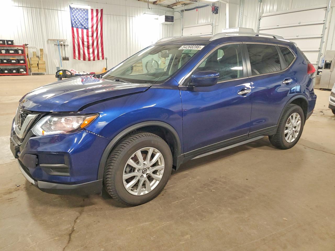 Salvage Nissan Rogue Image