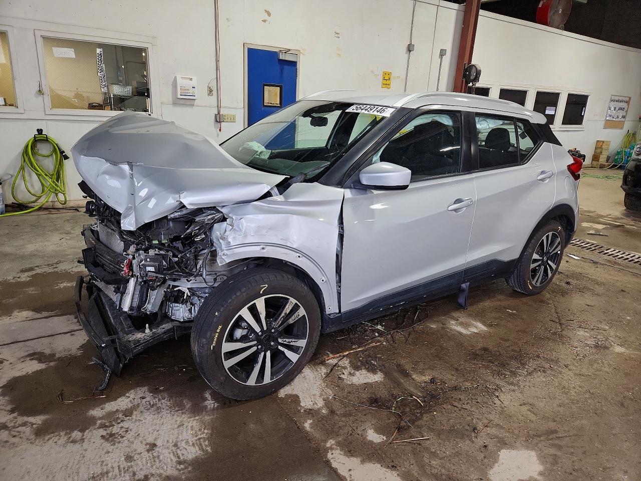 Salvage Nissan Kicks Image