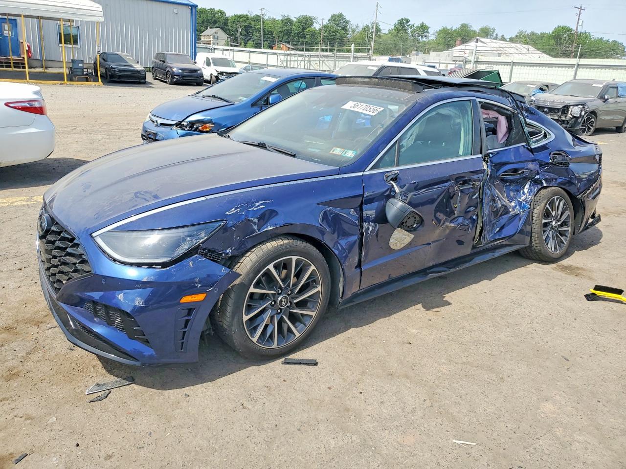 Salvage Hyundai SONATA Image