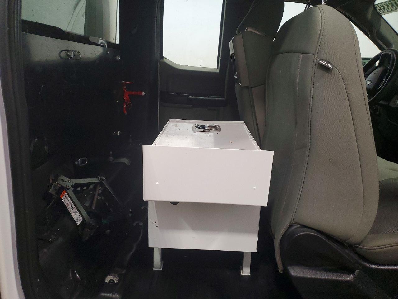 Ford F-150 Super Cab