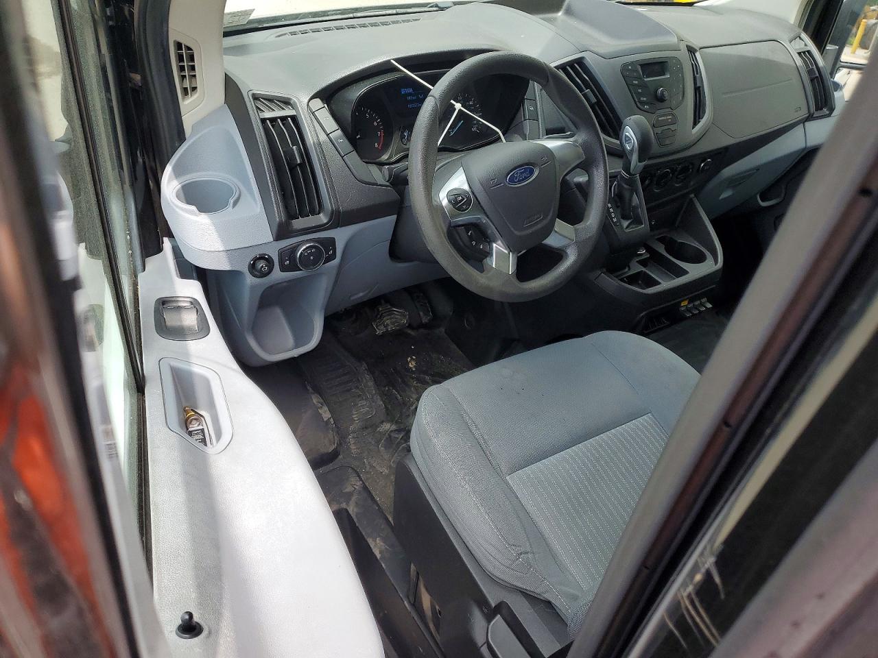 Ford Transit T-250