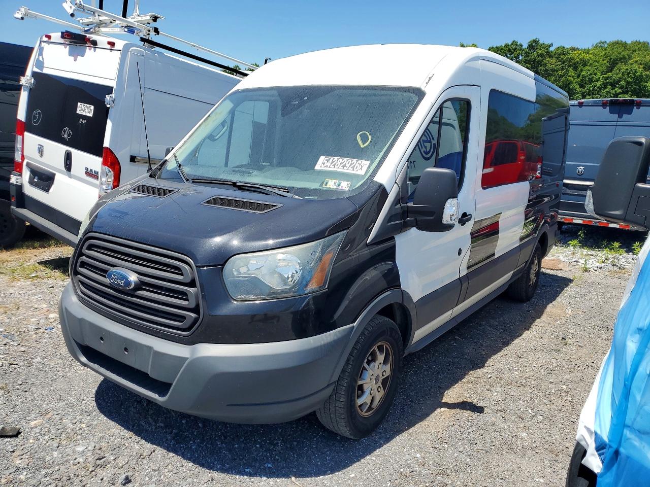 Salvage Ford Transit Image