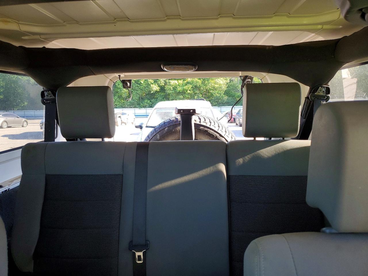 Jeep Wrangler Sport