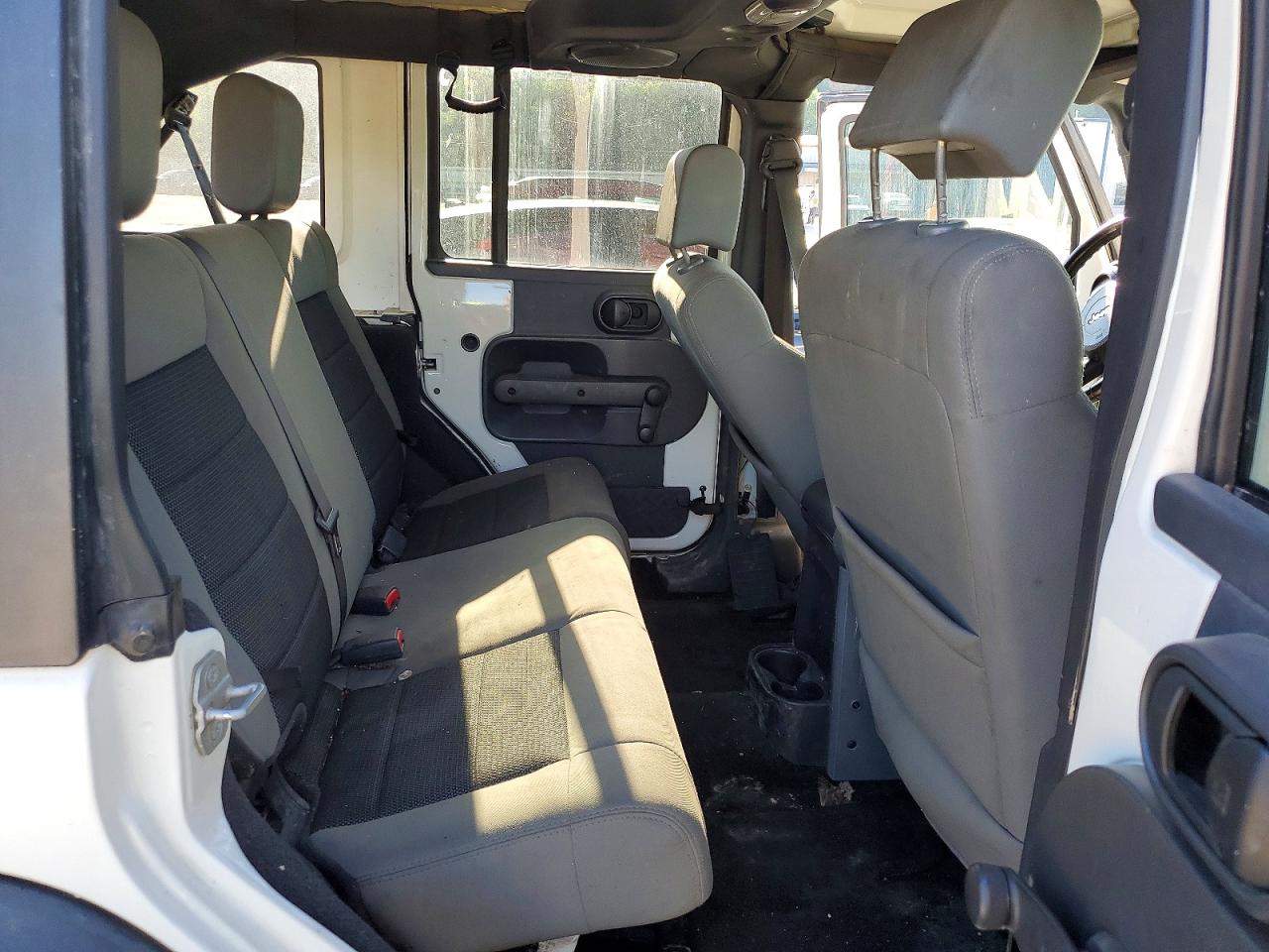 Jeep Wrangler Sport