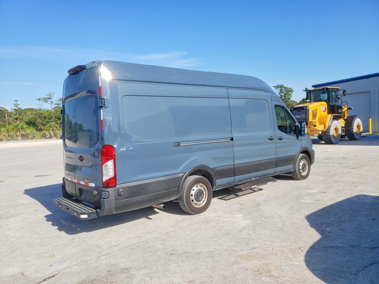Ford Transit T-250