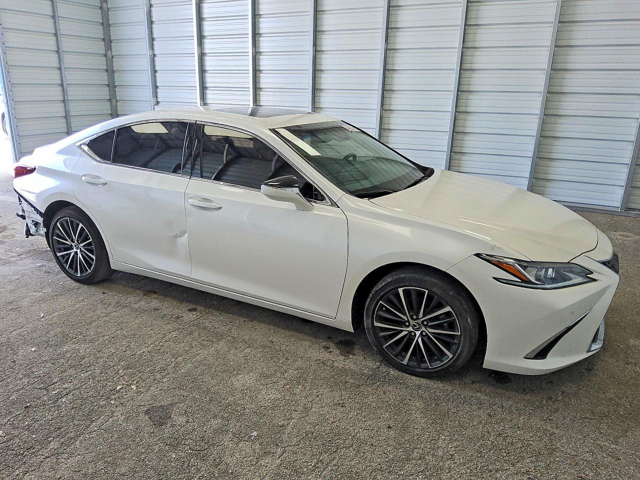Lexus Es Base