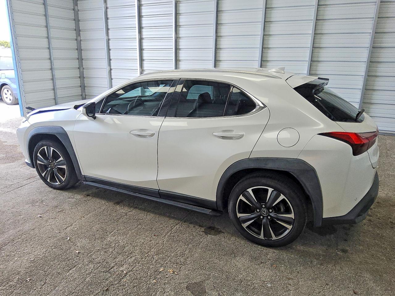 Lexus Ux 200