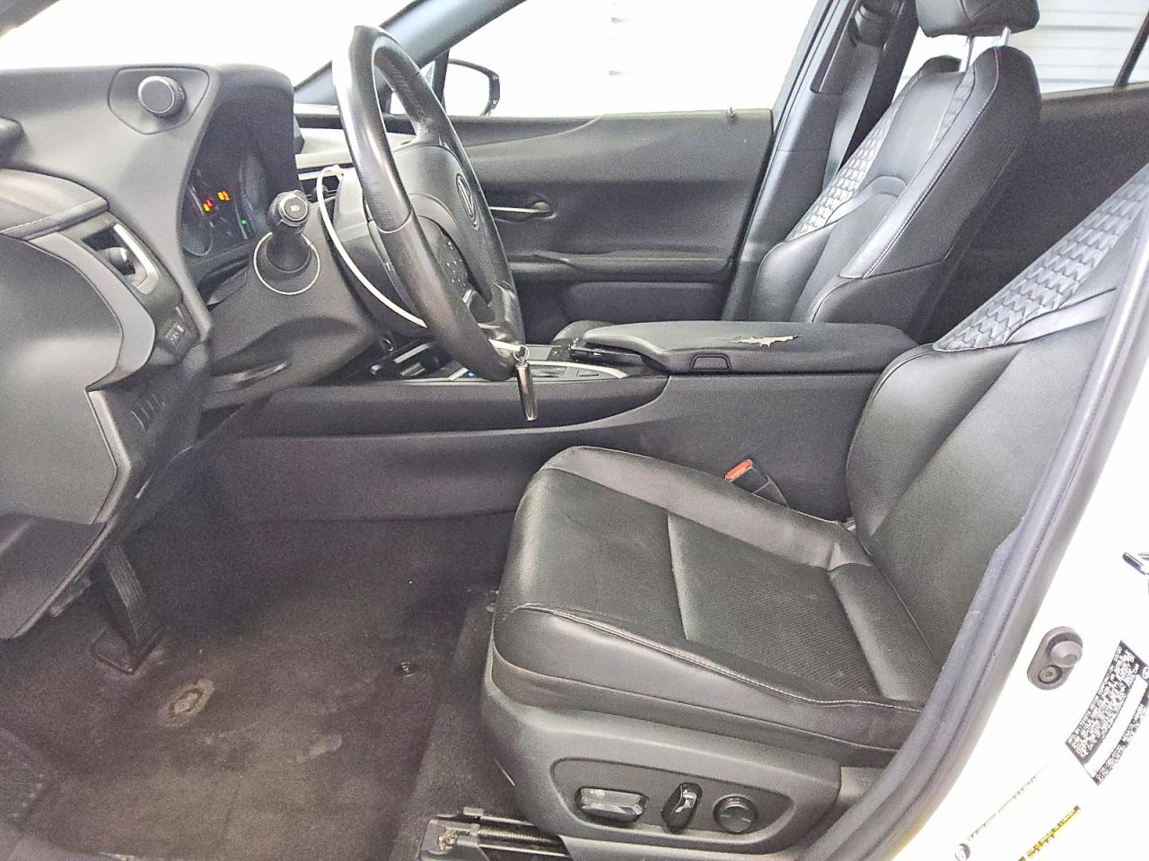 Lexus Ux 200