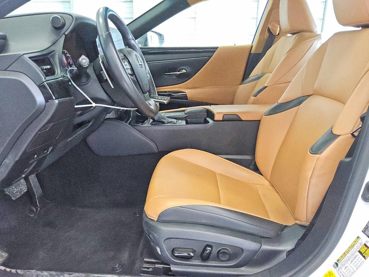 Lexus Es Base