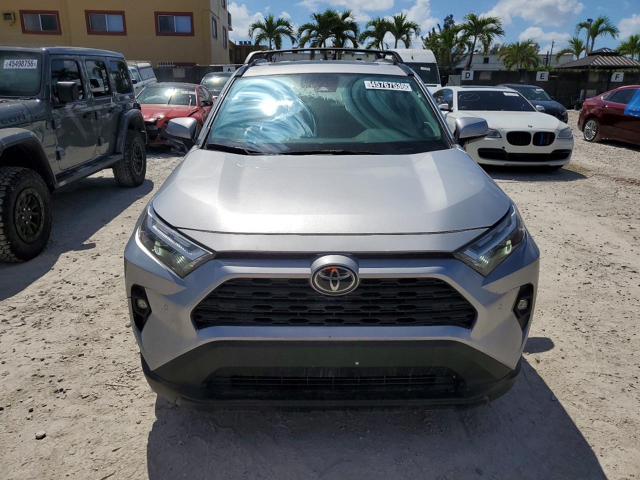 Toyota RAV4 Xle Premium