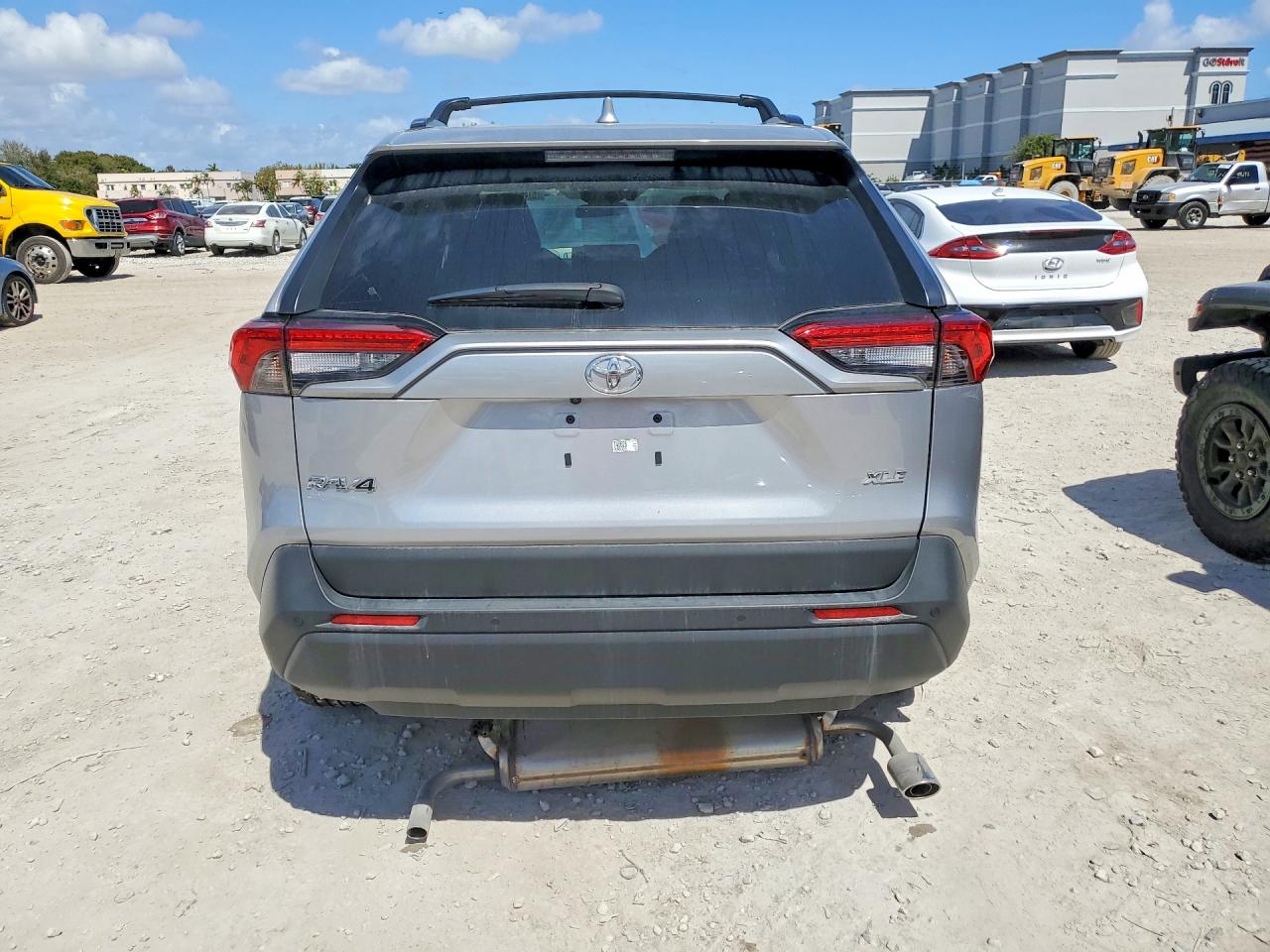 Toyota RAV4 Xle Premium