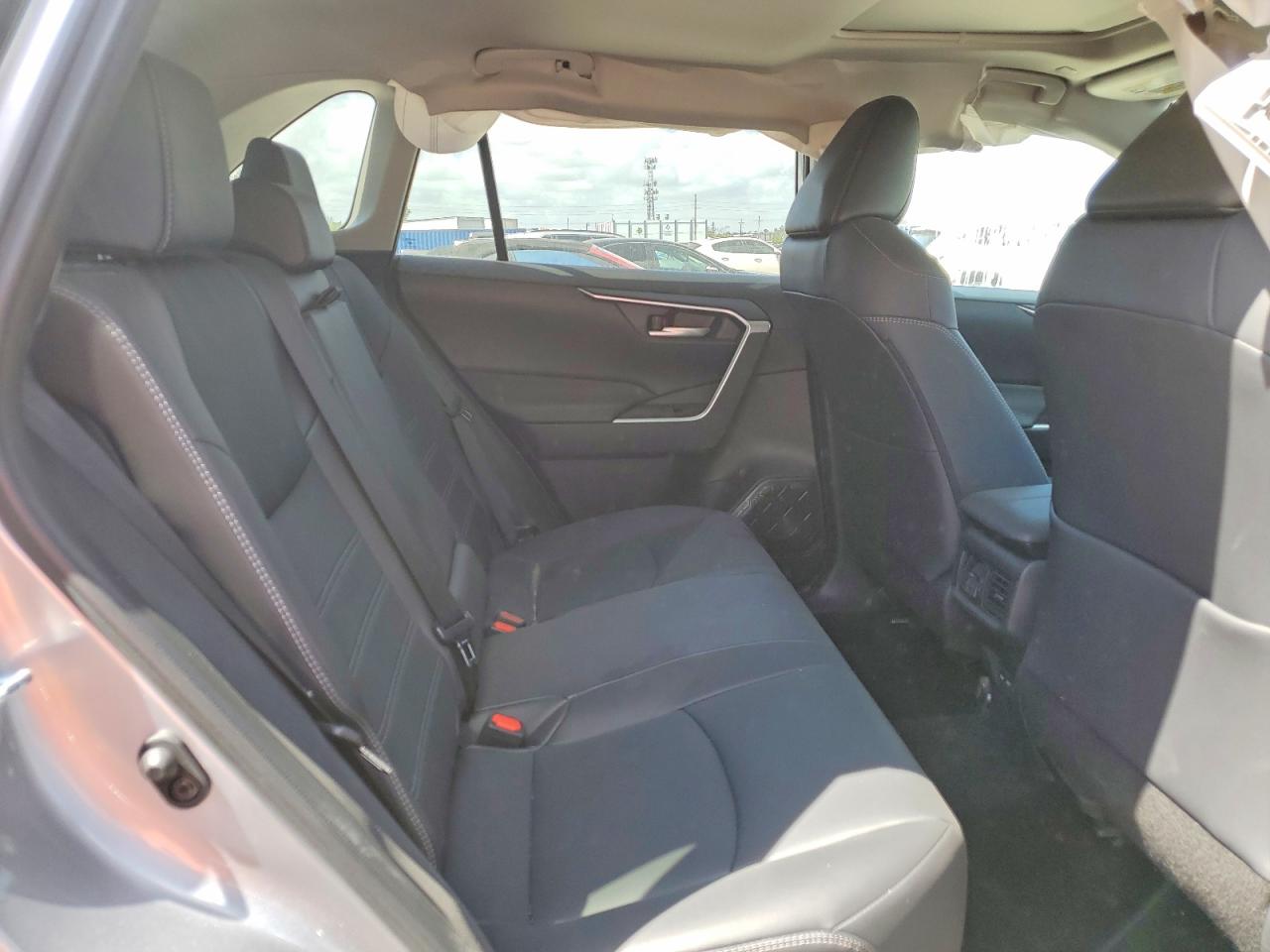 Toyota RAV4 Xle Premium