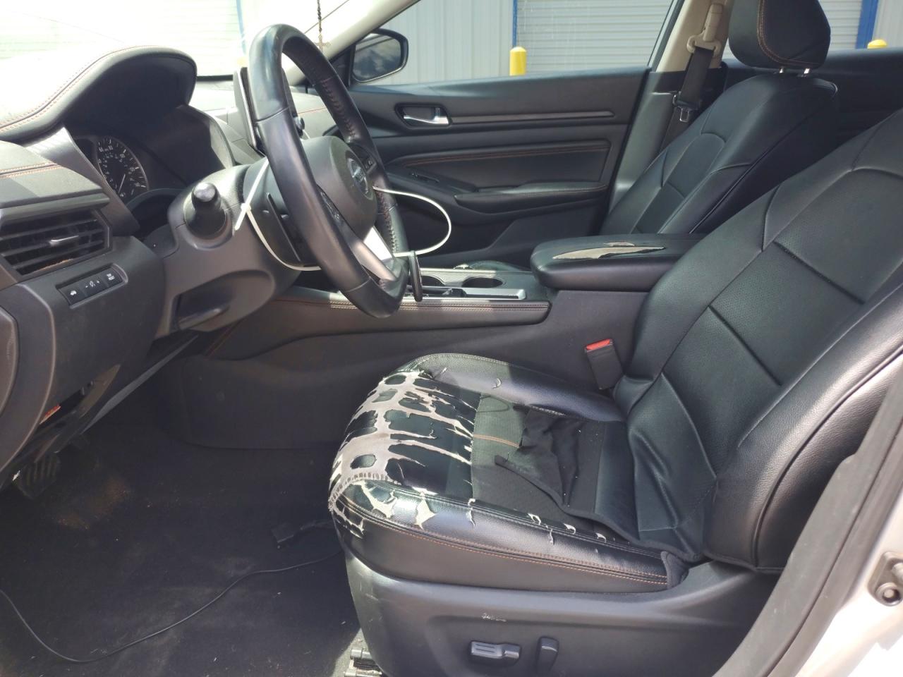 Nissan Altima Sr