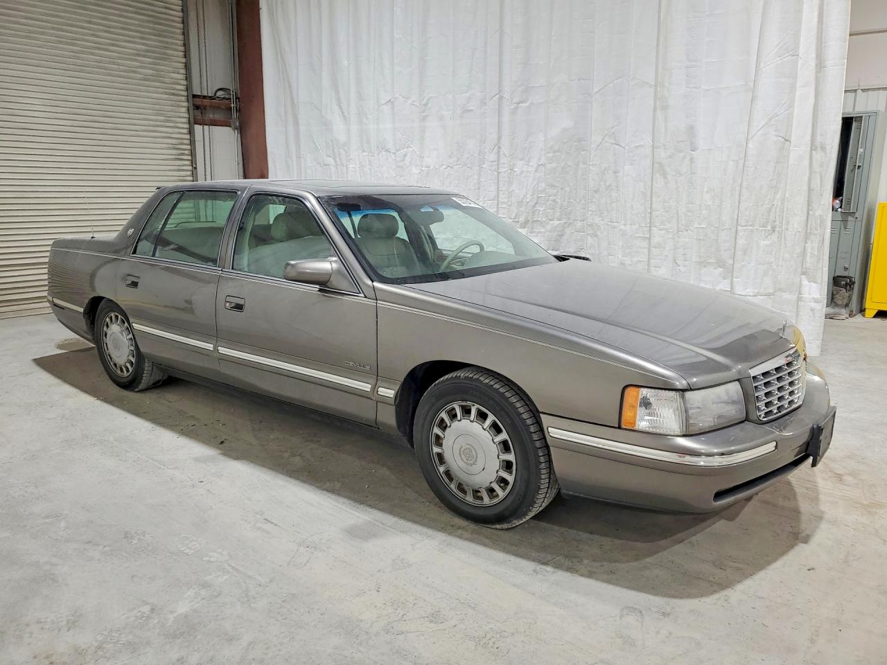 Cadillac DeVille