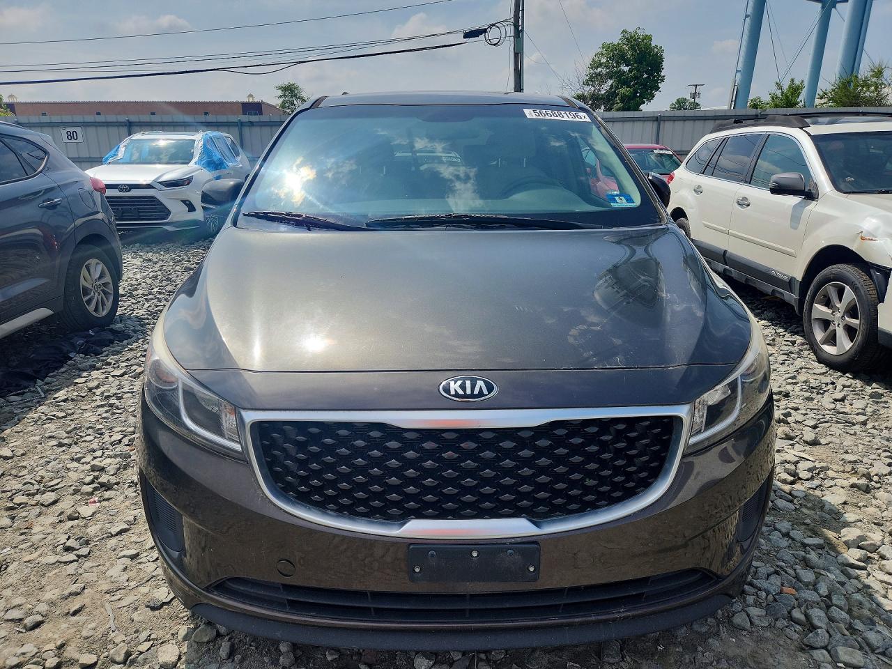 Kia Sedona Lx